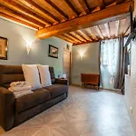 Luxury House In Green Appia Antica